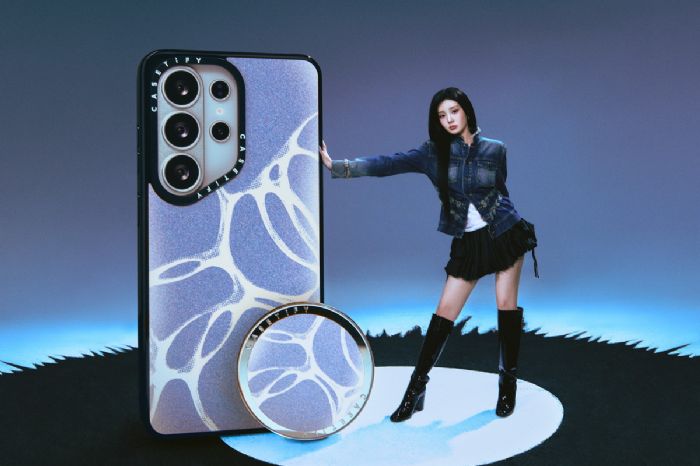 韓國當紅女團 ILLIT 成員 WONHEE 挑戰酷帥風格，演繹 CASETiFY 全新 Samsung Galaxy S26 系列，公開專屬 Y2K 風格私藏手機殼清單！